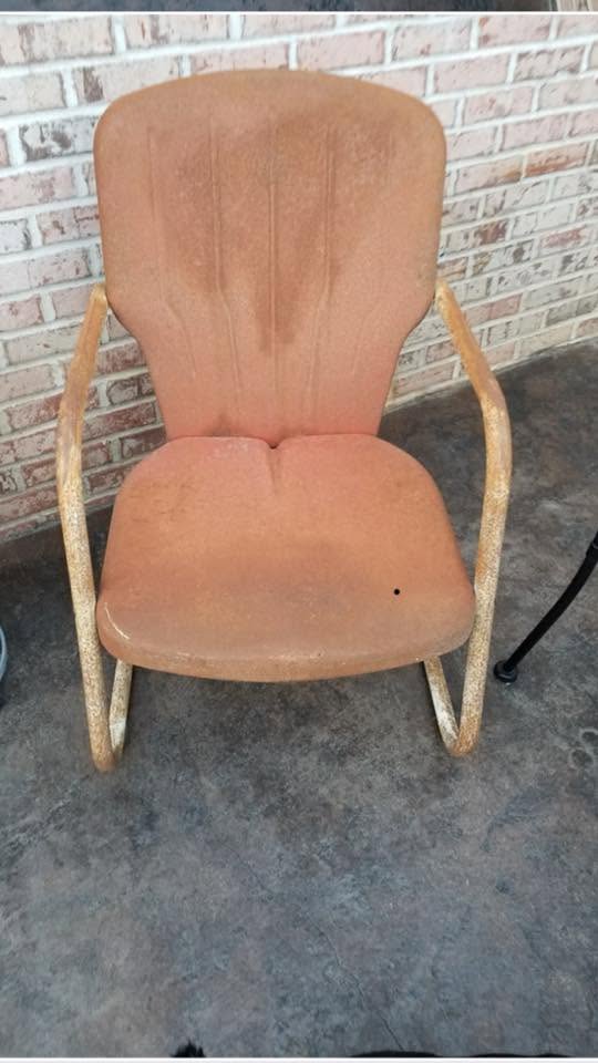 Vintage metal motel chair before, completely rusted